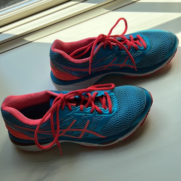 Women’s ASICS Gel-Cumulus 18 Running Shoe Size 9 - Picture 5 of 16